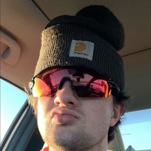 Meet your Posher, Hunter